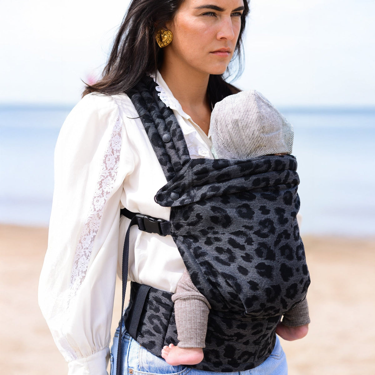Classic Baby Carrier - For Newborn to Toddler