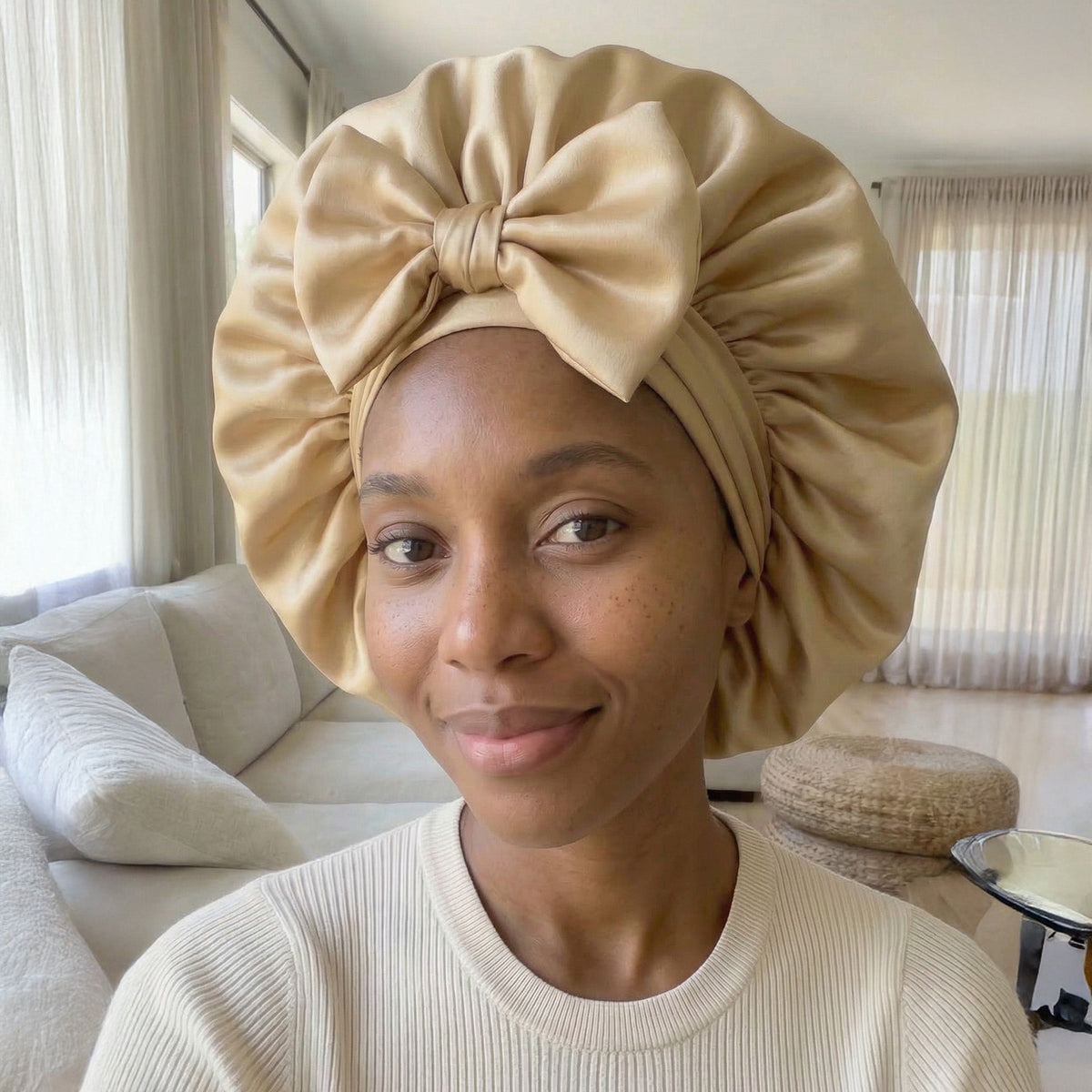 100% Mulberry Silk Bonnet